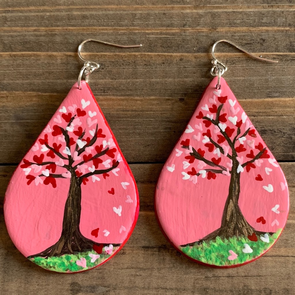 Heart Leaves Falling, these earrings are stunning!